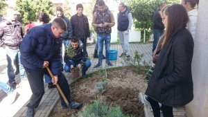 12498742_10208878871198793_1810866306_n