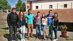 13084270_10209229306919467_664208514_n