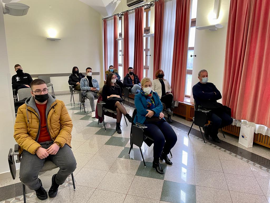 Еразмус+ проектот „Развивање на клучни компетенции во туризмот“ („Developing key competences in Tourism“)-Винковци,Република Хрватска